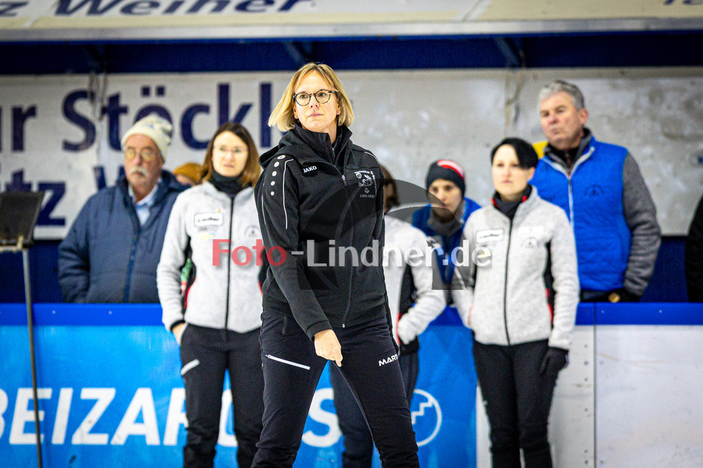 Europacup 2025 Winter Damen/Herren Finaltag  20251123 | Europacup 2025 Winter Damen/Herren Finaltag, , 20251123,,2025-11-23 in Peiting (Eisstadion Peiting), Ulrike LACHENMAYERCopyright: WolfgangxLindner www.foto-lindner.de