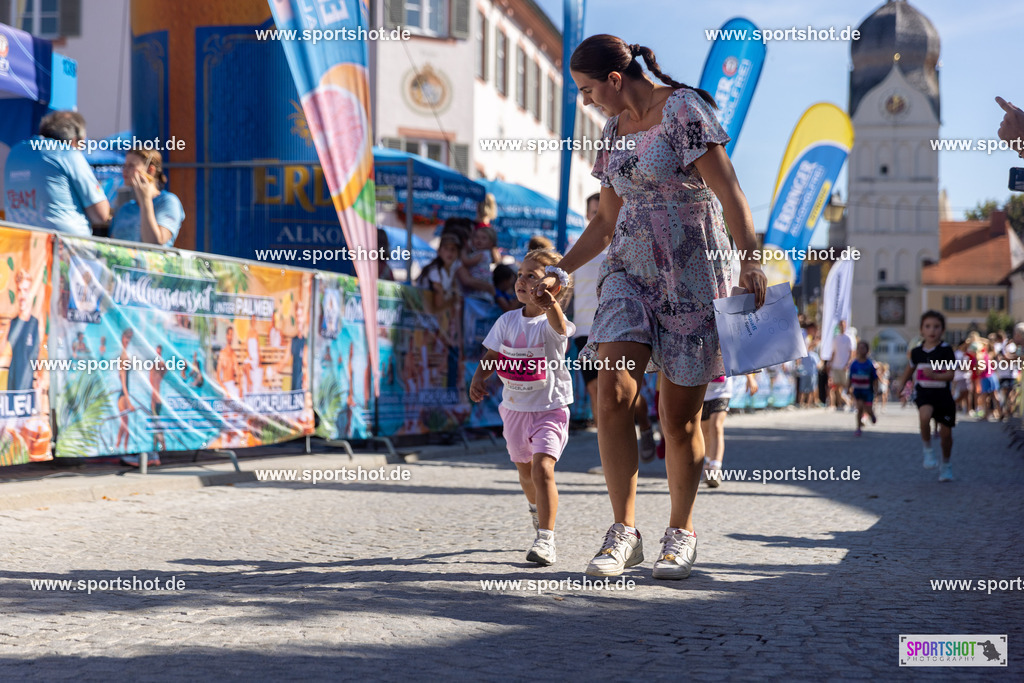 VJ__3084 | Stadtlauf Erding 2025 #stadtlauferding #erdingstadtlauf #stadtlauf_erding #laufmotivation #trisporterding #yourpictrs #sportshot_your_pictrs