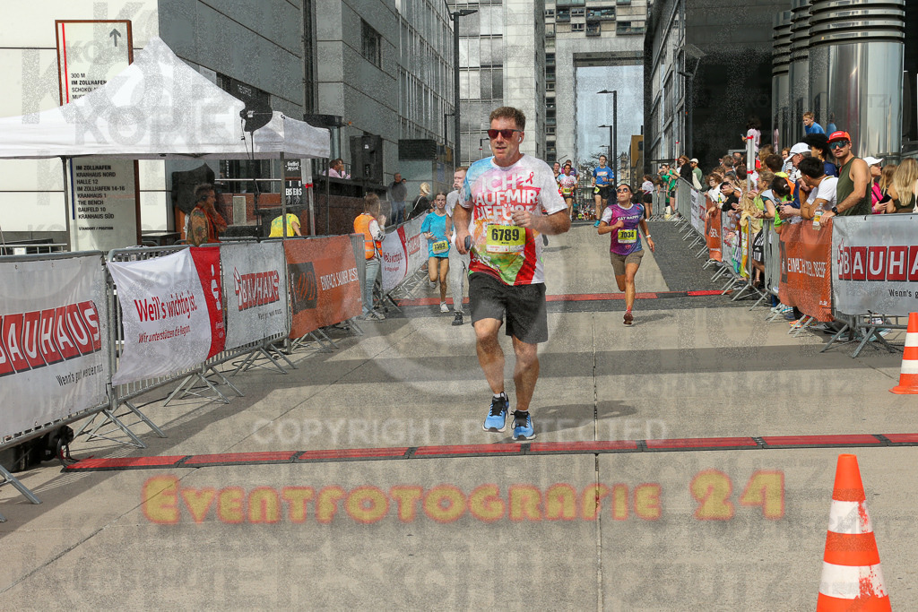 250920_1328_EX1_4826 | Sportfotografie im Rhein-Sieg Kreis, Köln, Bonn, NRW, Rheinland Pfalz, Hessen, etc. Unser Tätigkeitsfeld umfasst den Laufsport vom Volkslauf über den Marathon, Duathlon, Triathon bis zum Ultralauf wie Kölnpfad Ultra oder Schindertrail.