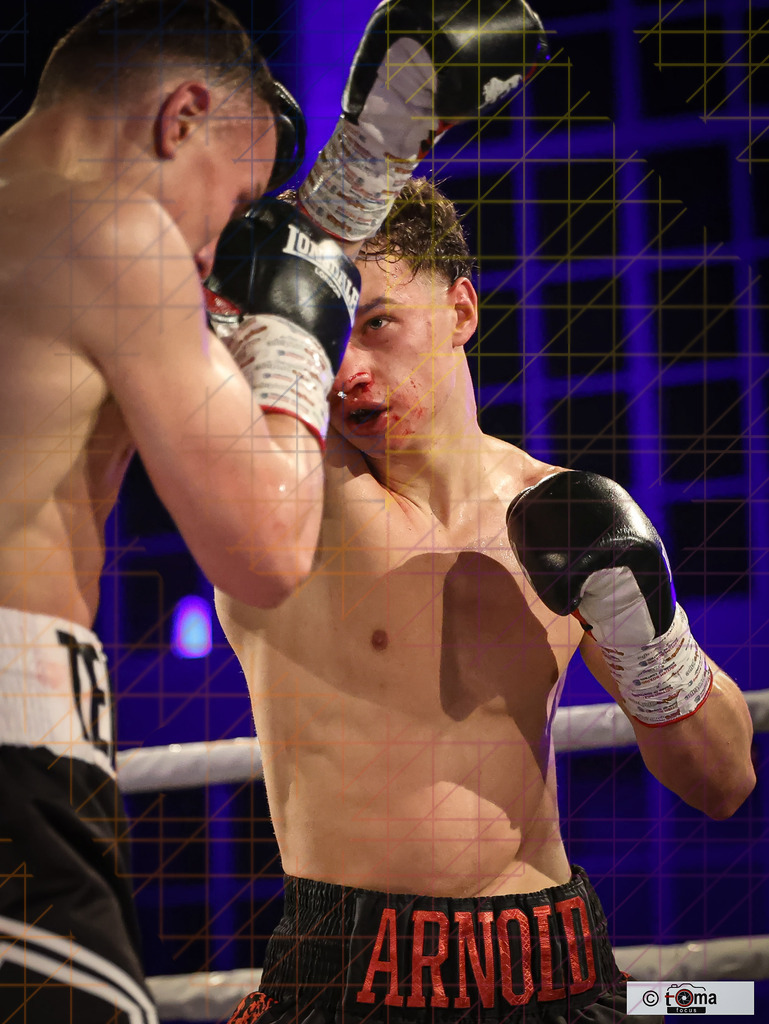 Domenik Arnold erster WM KAmpf 02 2026 tomafocus TB00137 | professionelle Sport- und Eventfotografie von Tomafocus – dynamische Bilder, emotionale Momente und hochwertige Aufnahmen für jeden Anlass. - Realisiert mit Pictrs.com