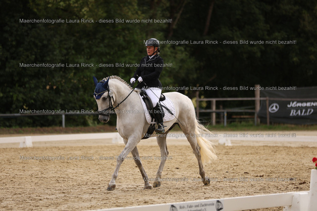 HG9A0787 | laurarinckfotografie - Realisiert mit Pictrs.com