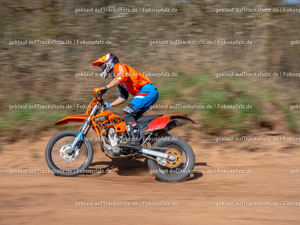 Schweyen040525-54 | Trackshots.de / Fokuspfalz.de - Realisiert mit Pictrs.com