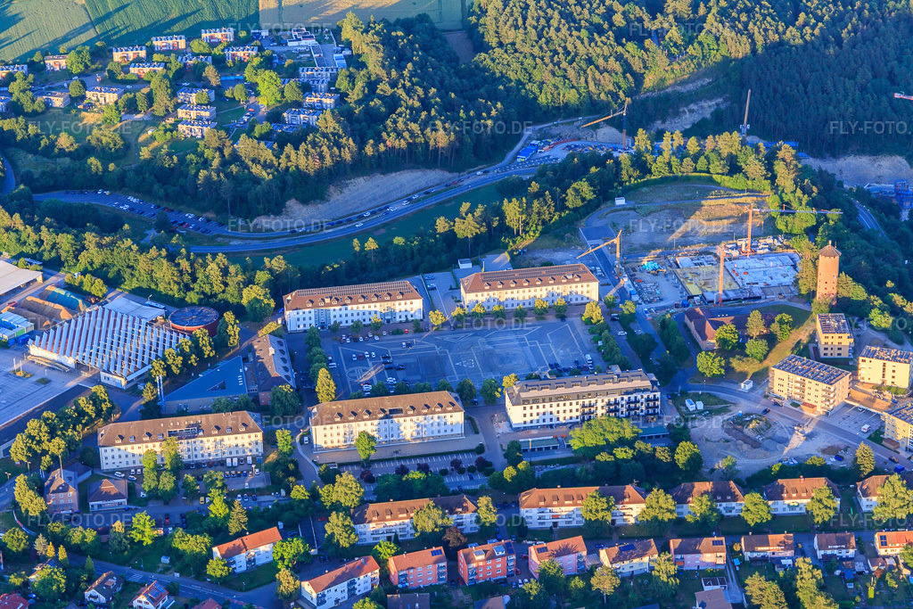 Luftbild: Ehemalige Kasernen am Garnisonsplatz mit Alphartis SE, RECK+GASS Ingenieurgesellschaft mbH + Co.KG in Horb am Neckar im Bundesland Baden-Württemberg in Deutschland.Foto: IMG_149078.jpg vom 28.06.2025 durch Werner Riehm/FLY-FOTO.deALPHARTIS.COMRECK+GASS Ingenieurgesellschaft für Bauwesen