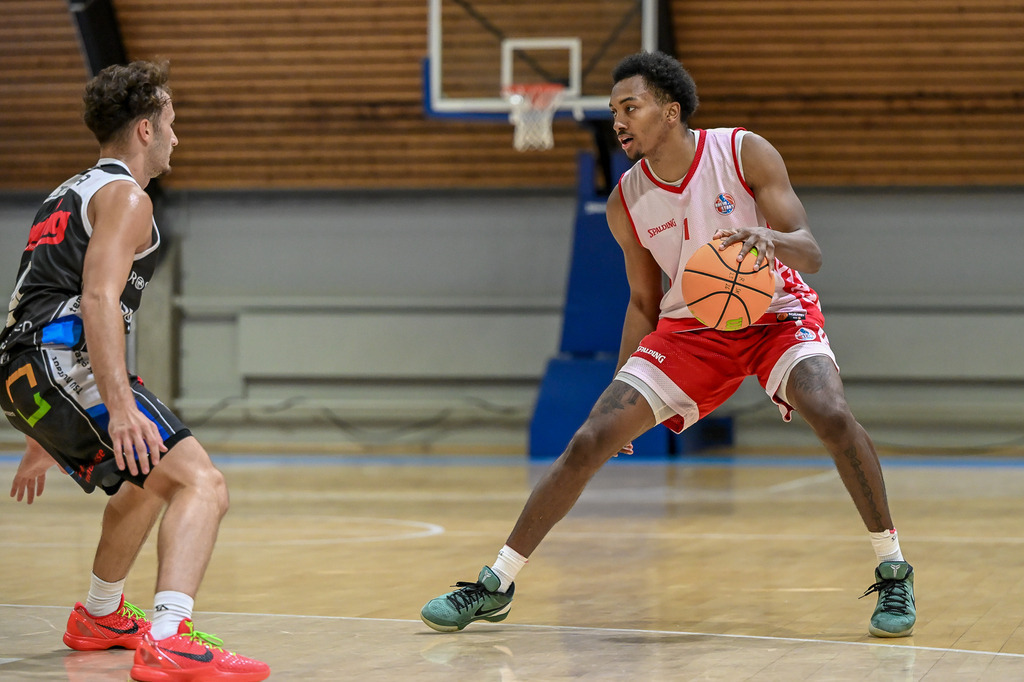 rsk_057 | Fotos von Basketballspielen aus dem Raum NRW fotografiert von Gero Mueller-Laschet und Daniel Schaefer - Realisiert mit Pictrs.com