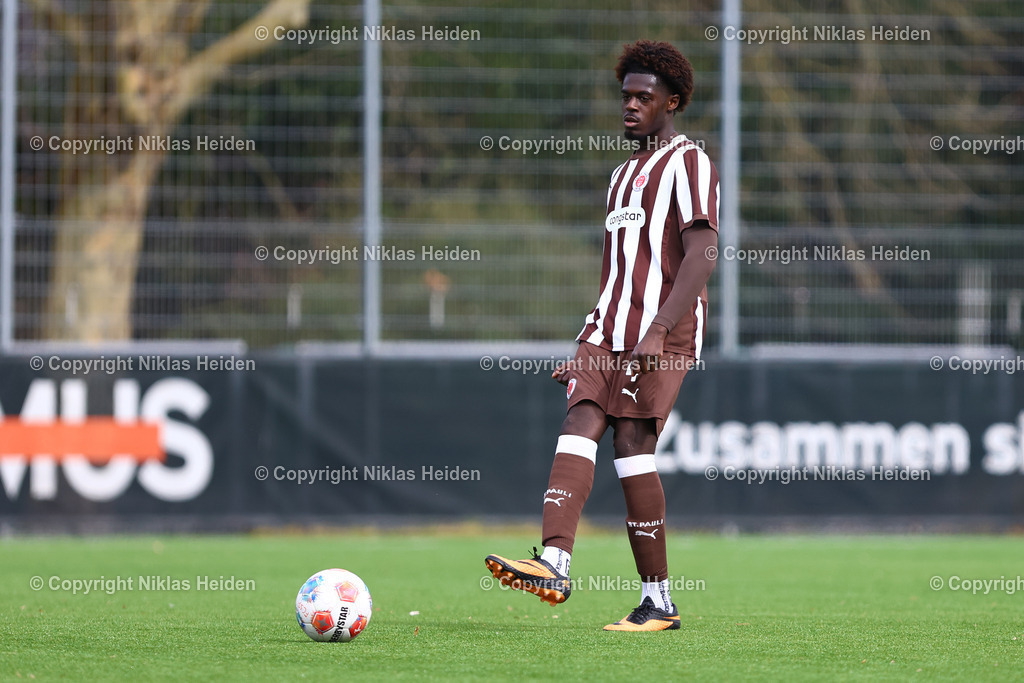 NH_FCStPauliU19_SGDynamoDresdenU19_DFBNachwuchsliga_28032026 | #4 Joel Aseidu Addo (FC St. Pauli U19)Fußball I Junioren I U19 DFB-Nachwuchsliga Hauptrunde Liga B, Gruppe B I Saison 2025-2026 I 7. Spieltag I FC St. Pauli U19 - SG Dynamo Dresden U19 I 28.03.2026 I Sportplatz Brummerskamp