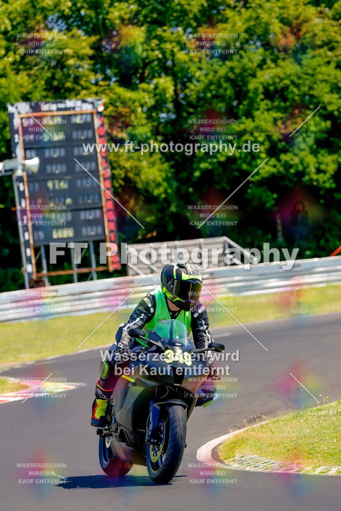 _MOT9436 | Hier findet Ihr Bilder von Touristenfahrten auf der Nürburgring Nordschleife oder von anderen Veranstaltungen die ich besucht habe. Viel Spass beim Durch Schauen 