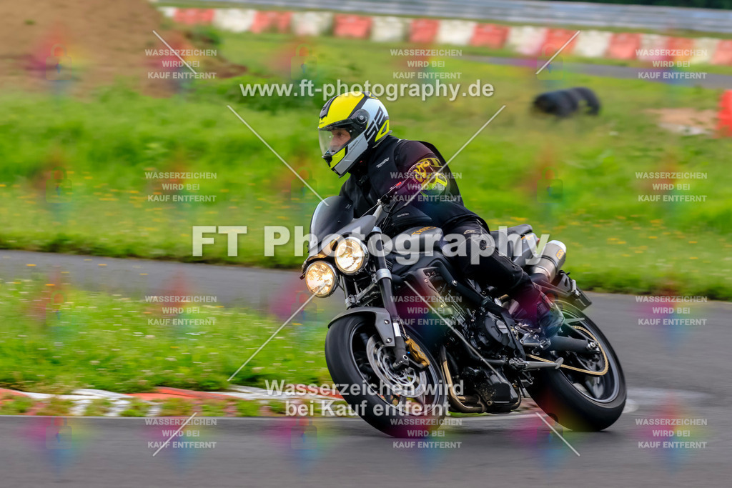 VBK-6518 | Hier findet Ihr Bilder von Touristenfahrten auf der Nürburgring Nordschleife oder von anderen Veranstaltungen die ich besucht habe. Viel Spass beim Durch Schauen 