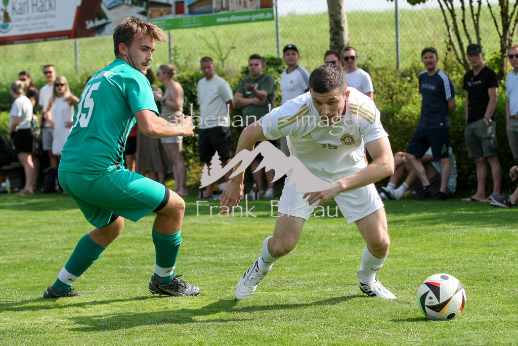 993T9975 | Medien- Sport- Entertainmentfotos