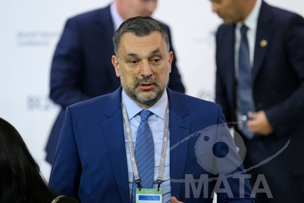 _DWA4816 | MATA IndoCon - Realisiert mit Pictrs.com