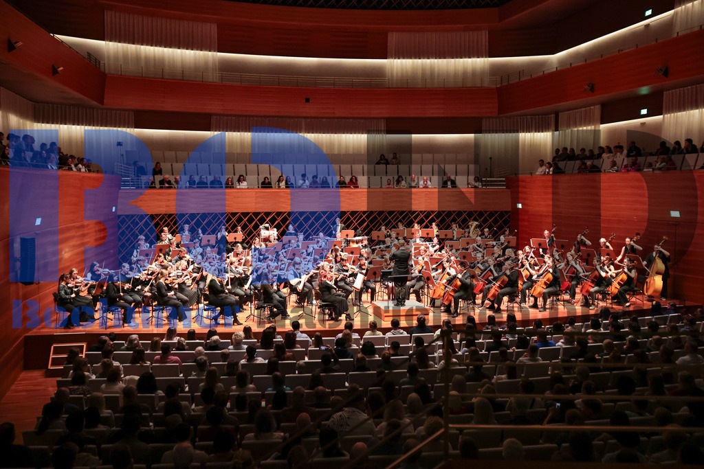 SES_BOCSIN20250609-37 | bond - Realisiert mit Pictrs.com