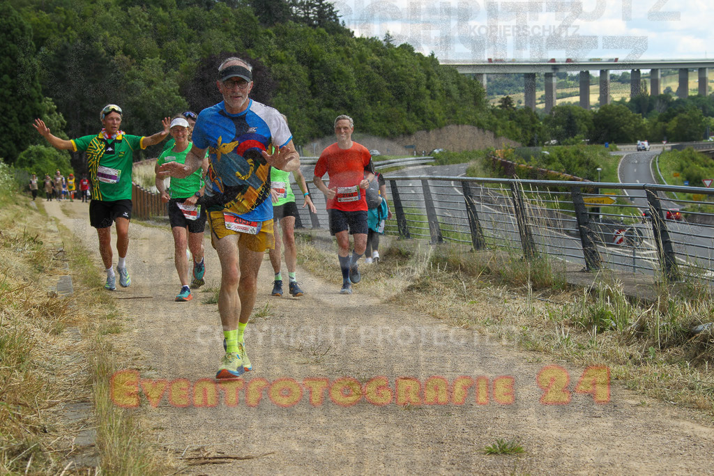 240615_1340_EV4_7172 | Sportfotografie im Rhein-Sieg Kreis, Köln, Bonn, NRW, Rheinland Pfalz, Hessen, etc. Unser Tätigkeitsfeld umfasst den Laufsport vom Volkslauf über den Marathon, Duathlon, Triathon bis zum Ultralauf wie Kölnpfad Ultra oder Schindertrail.