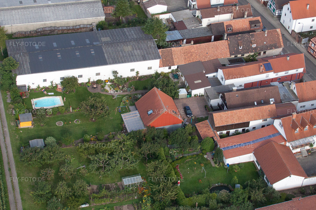 Luftbild: Saarstr in Kandel im Bundesland Rheinland-Pfalz in Deutschland. Foto: IMG_44061.jpg vom 17.08.2011 durch Werner Riehm/FLY-FOTO.de