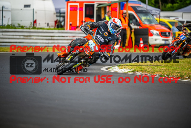 MaZZes_FotoMatrix_230702_2251 | S3