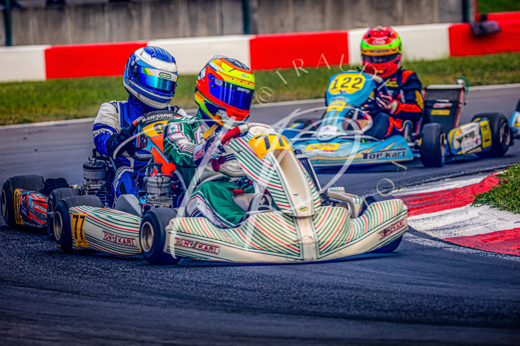 6BF308CB-9F6D-41A7-98FD-62698A6F304E | traudl_s_fotos