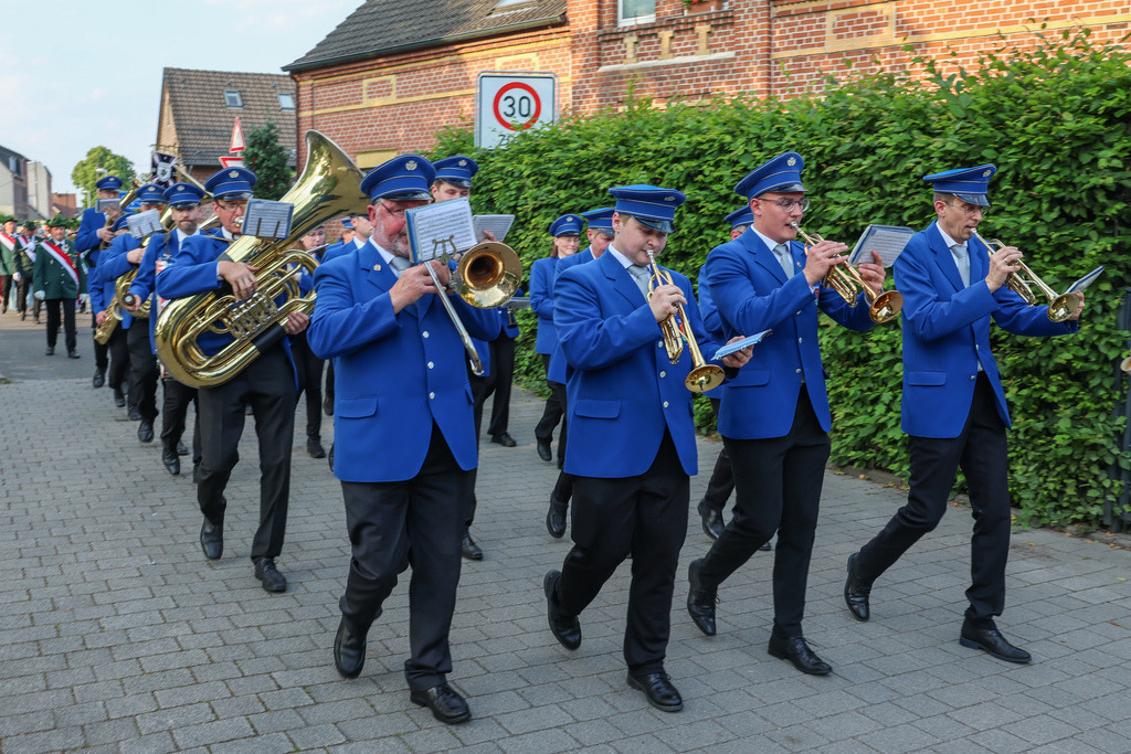 top-top.de-250530-073 | Foto, Video, Fotografie, Videografie, Fotobox, DJ, Discjockey, Musik, Musikbox, Veranstaltung, Photobooth, Amazon, Ebay, Buchtipp, Bestseller, Autor, Verlag, Buch, Wesel, Hamminkeln, NRW, Dinslaken, Rees, Drohne, Hochzeit, Party, Fotobox, Wesel, Fotograf