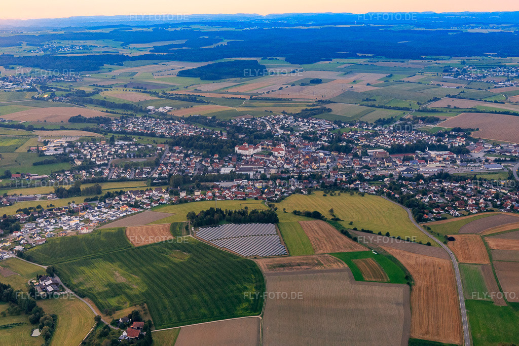 Luftbild: Ortsansicht aus Südosten in Meßkirch im Bundesland Baden-Württemberg in Deutschland. Foto: IMG_094420.jpg vom 27.08.2016 durch Werner Riehm/FLY-FOTO.de