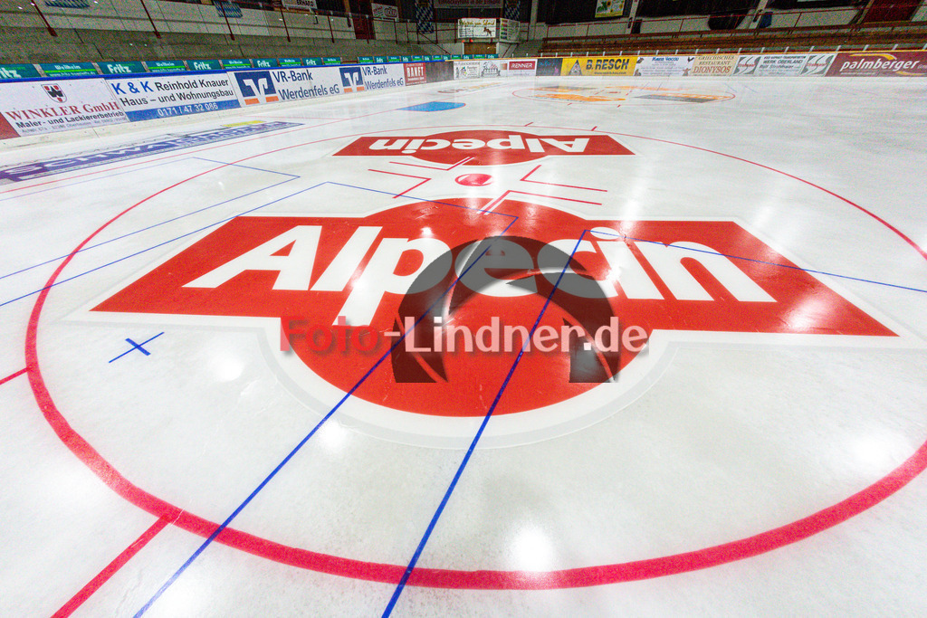 Werbeflächen Miners TSV Peißenberg | Eishockey Peißenberg, Werbeflächen Miners TSV Peißenberg, 20240904,Alpecin, Werbepartner der Miners,2024-09-04 in Peißenberg (Eisstadion)Copyright: WolfgangxLindner 
