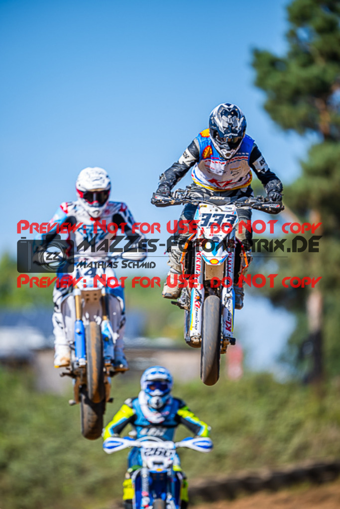 MaZZes_FotoMatrix_230916_1827 | S4