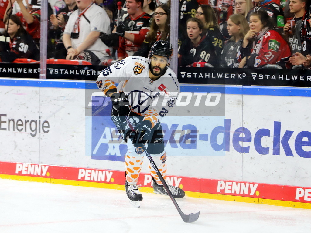 Darren Archibald - WOB | Darren Archibald - WOB - Realisiert mit Pictrs.com