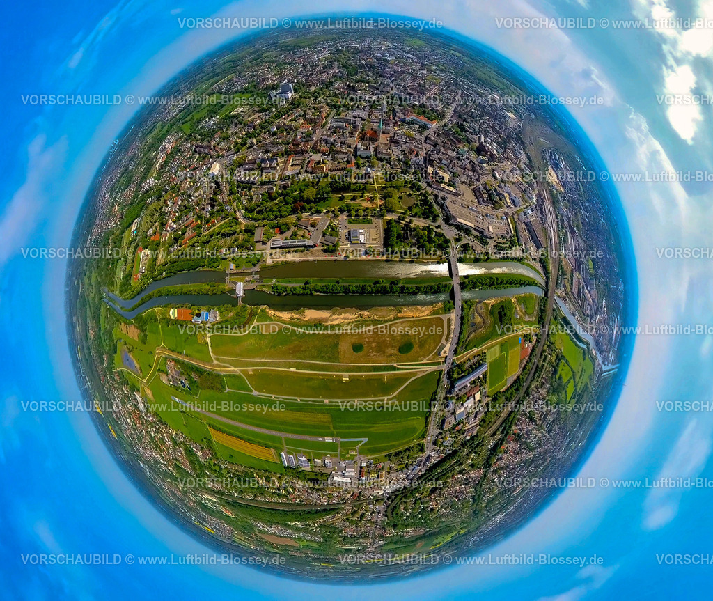 Hamm240590372Mitte_ErlebnisraumLippe | Luftbild, Erlebensraum LIppeaue, Fluss Lippe und Datteln-Hamm-Kanal, Gymnasium Hammonense und Wassersportzentrum, Schleuse Hamm, Flugplatz Hamm-Lippewiesen, City Innenstadtansicht, Erdkugel, Fisheye Aufnahme, Fischaugen Aufnahme, 360 Grad Aufnahme, tiny world, little planet, fisheye Bild, Mitte, Hamm, Ruhrgebiet, Nordrhein-Westfalen, Deutschland