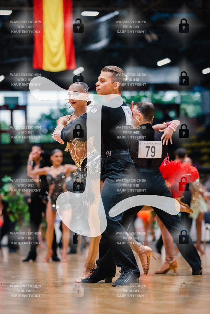 Hessen Tanzt WDSF Open Youth Latin 32nd (28) Nikolas Gretschmann _ Lena Hartig (TSC Saltatio Neustadt im TV 1860 Mußbach)-2025-05-17-1489 | Webshop for digital downloads and prints of dance sport, event & show photographer Julian Link - Realisiert mit Pictrs.com