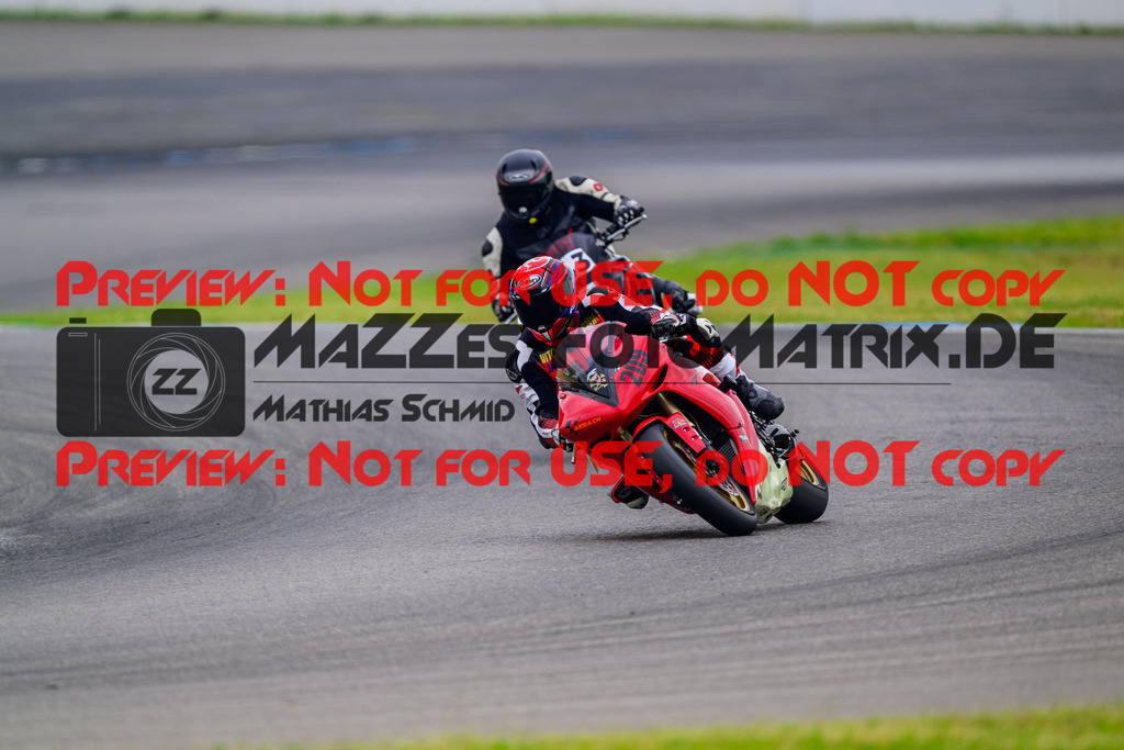 MaZZes_FotoMatrix_240521_6007705_3884 | ROT