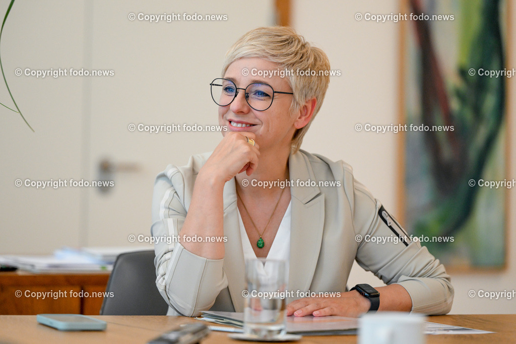 Doris Hummer (Praesidentin der Wirtschaftskammer Ooe)_ 01.06.2023-3 | 01.06.2023, Linz, AUT, Doris Hummer, Praesidentin der Wirtschaftskammer Ooe, im Bild Doris Hummer (Praesidentin der Wirtschaftskammer Ooe)