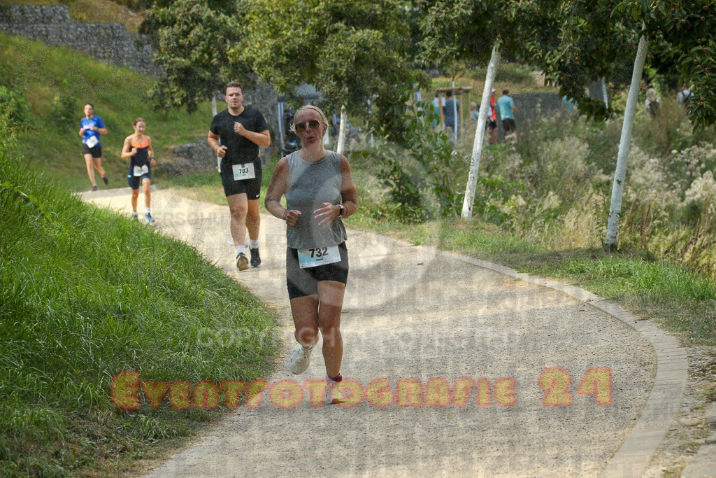 250824_1502_EX1_8392 | Sportfotografie im Rhein-Sieg Kreis, Köln, Bonn, NRW, Rheinland Pfalz, Hessen, etc. Unser Tätigkeitsfeld umfasst den Laufsport vom Volkslauf über den Marathon, Duathlon, Triathon bis zum Ultralauf wie Kölnpfad Ultra oder Schindertrail.