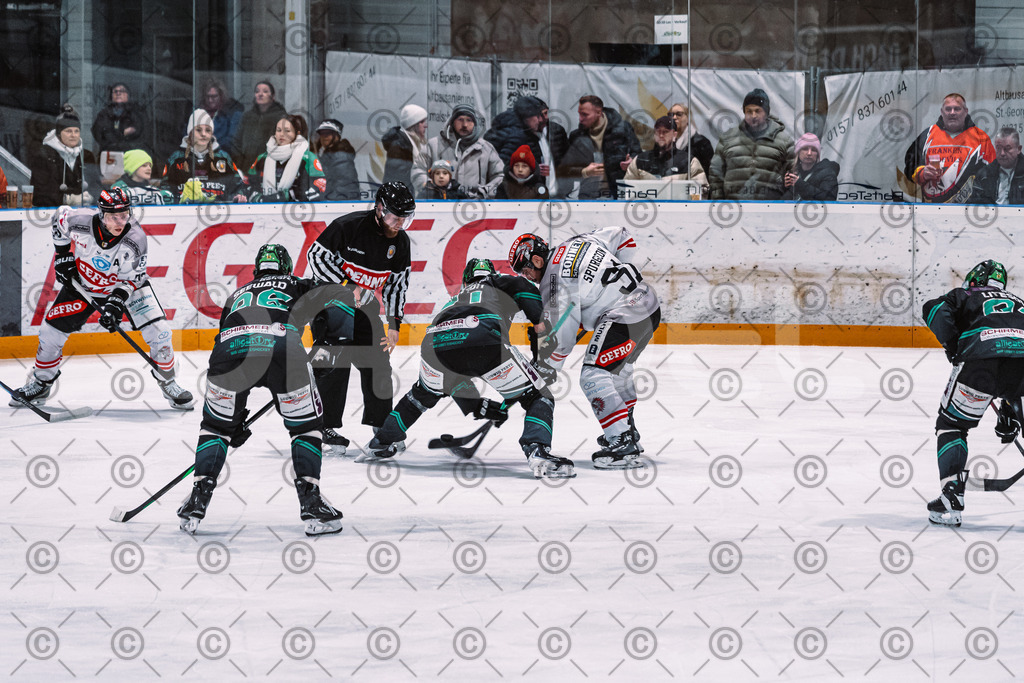 Alligators_vs_Memmingen_05_12_2025-103 | Höchstadt Alligators Fotogalerie: Eishockey-Action aus Franken. Professionelle Spielfotos, Portraits & Stadionbilder zum Download. Jetzt entdecken! - Realized with Pictrs.com