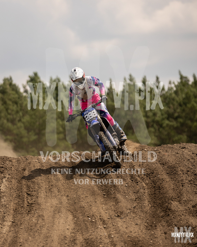 866A1724 | mxndyyvipix