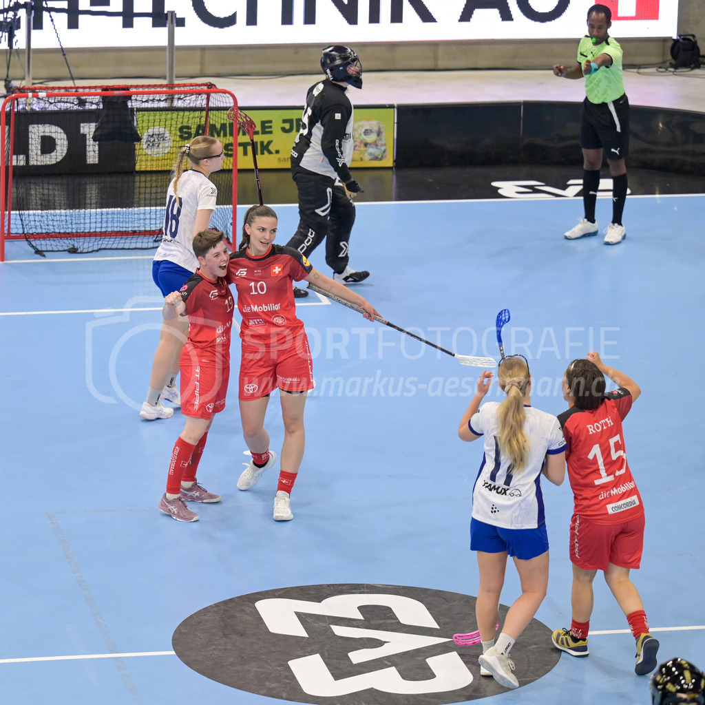 Women's 3v3 WFC 2025 - Championship Final - Finland v Switzerland | Irene Reinhart, (#19, Switzerland) and Noëlle Gasche, (#10, Switzerland), during Women's 3v3 WFC 2025 - Championship Final, Switzerland: 03.05.2025, Winterthur, AXA ArenaEvent page: <a href="https://www.u19wfc2025.ch/">www.u19wfc2025.ch</a>Credit: Markus Aeschimann, <a href="https://markus-aeschimann.ch">markus-aeschimann.ch</a>Instagram: <a href="https://instagram.com/sportfotografie.aeschimann">@sportfotografie.aeschimann</a> - Realisiert mit Pictrs.com
