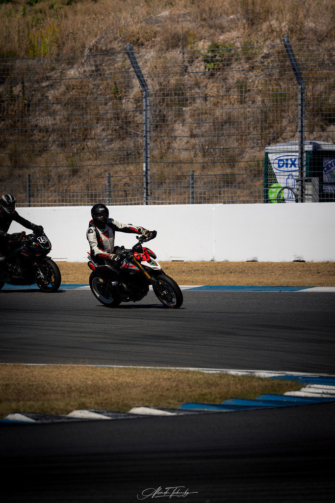 Ducati Trackday Hockenheimring 2026 | Entdecken Sie die faszinierende Welt von Alexander Tschuncky Arts: Kreative Fotografie, atemberaubende Automobilkunst und hochwertiger Bilderdruck. Lassen Sie sich inspirieren! - Realisiert mit Pictrs.com