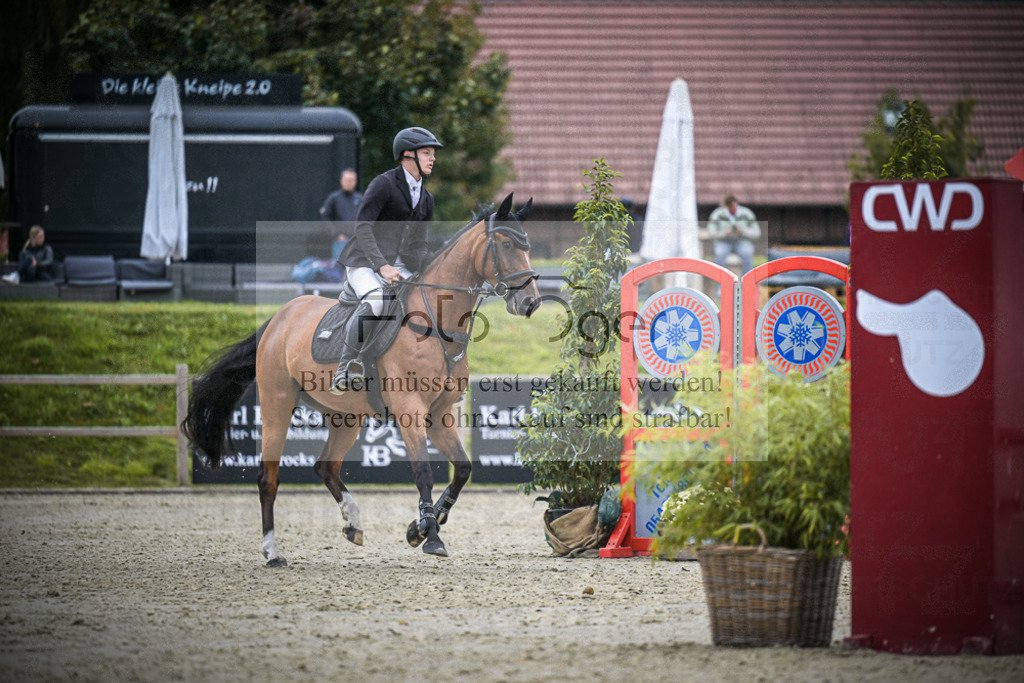 DOS_0701 | Entdecke hochwertige Reitturnierfotos von Foto Oger. Professionell, emotional und authentisch – jetzt Lieblingsmomente im Shop bestellen.Deutschlandweite Turnierfotografie. - Realisiert mit Pictrs.com