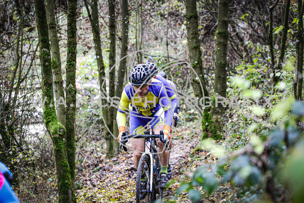 ..... | AUSTRIA, 24.11.24, 3.Radquerfeldein GP um das Sportzentrum Gunskirchen Image shows: Photo: Wapics / Andreas Willdoner