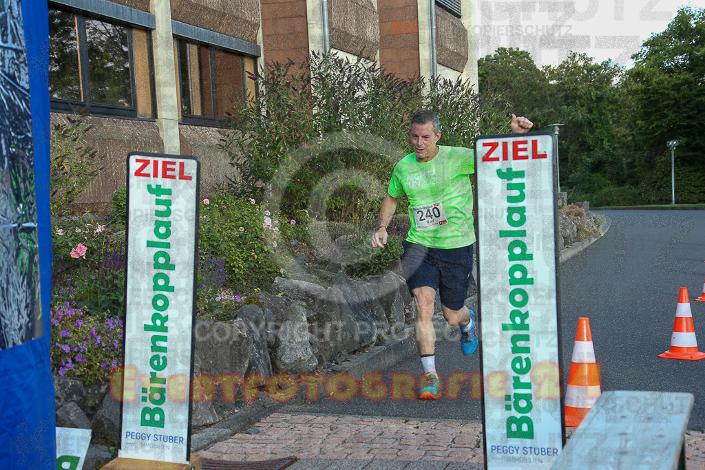 250801_1938_EX1_8318 | Sportfotografie im Rhein-Sieg Kreis, Köln, Bonn, NRW, Rheinland Pfalz, Hessen, etc. Unser Tätigkeitsfeld umfasst den Laufsport vom Volkslauf über den Marathon, Duathlon, Triathon bis zum Ultralauf wie Kölnpfad Ultra oder Schindertrail.