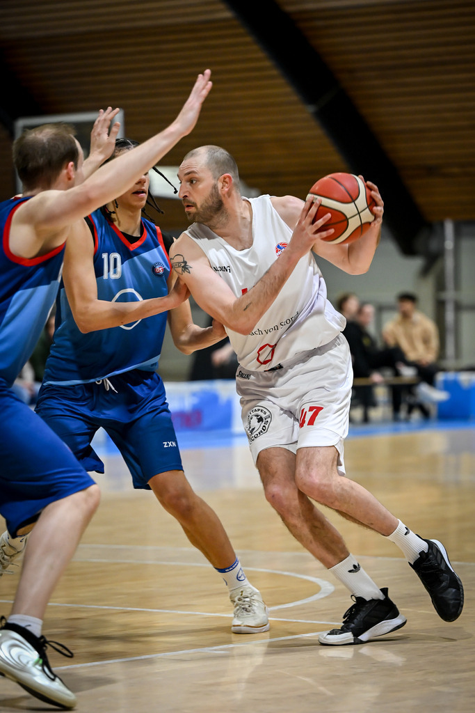 gml_072 | Fotos von Basketballspielen aus dem Raum NRW fotografiert von Gero Mueller-Laschet und Daniel Schaefer - Realisiert mit Pictrs.com