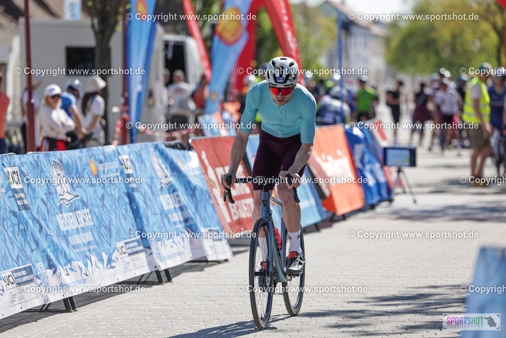 VJ__5295 | Neusiedlersee Radmarathon 2026@sportshot_your_pictrs #yourpictures#roadtowm2029 #nrm #neusiedlerseeradmarathon #neusiedlersee #neusiedlerseetourismus #burgenland #mörbisch #nrm26 #burgenlandtourismus #voglundco #poweredbyburgenlandtourismus #radsport #rad #marathon #ucigranfondo #visitburgenland #ucigranfondoworldseries