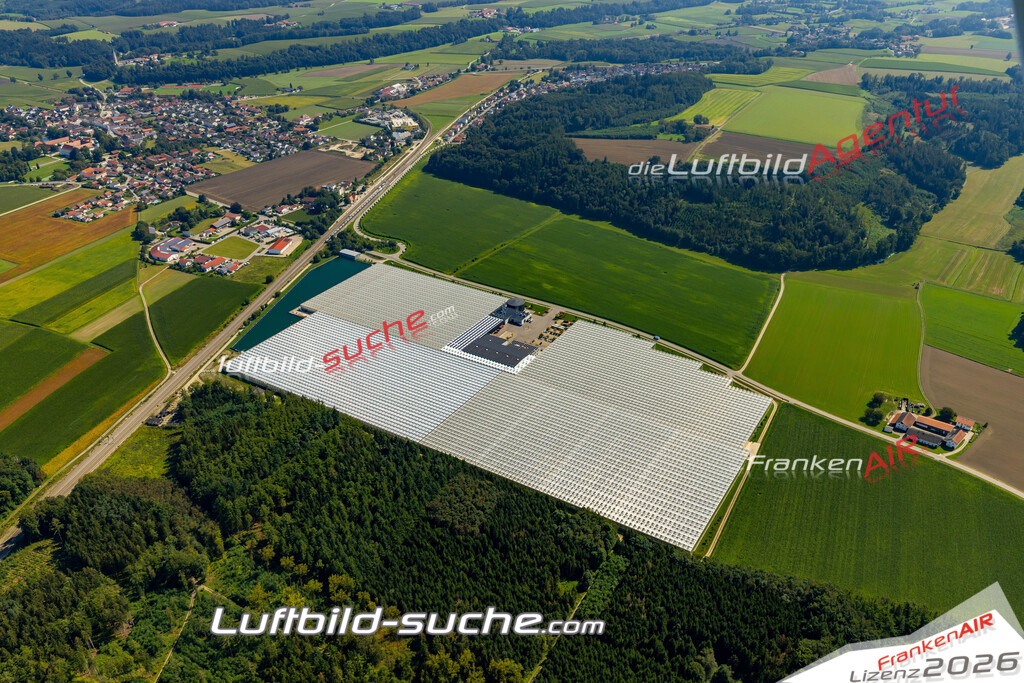Das Luftbild zeigt :  Tüßling - Die Luftaufnahme wurde 2024 vom UL-Flugzeug aus erstellt ( keine Drohne ) - Hochauflösende Luftaufnahme - Für grossformatige Ausdrucke geeignet. Die Geschenkidee !Mit Lizenz und Bildrechte bestellbar