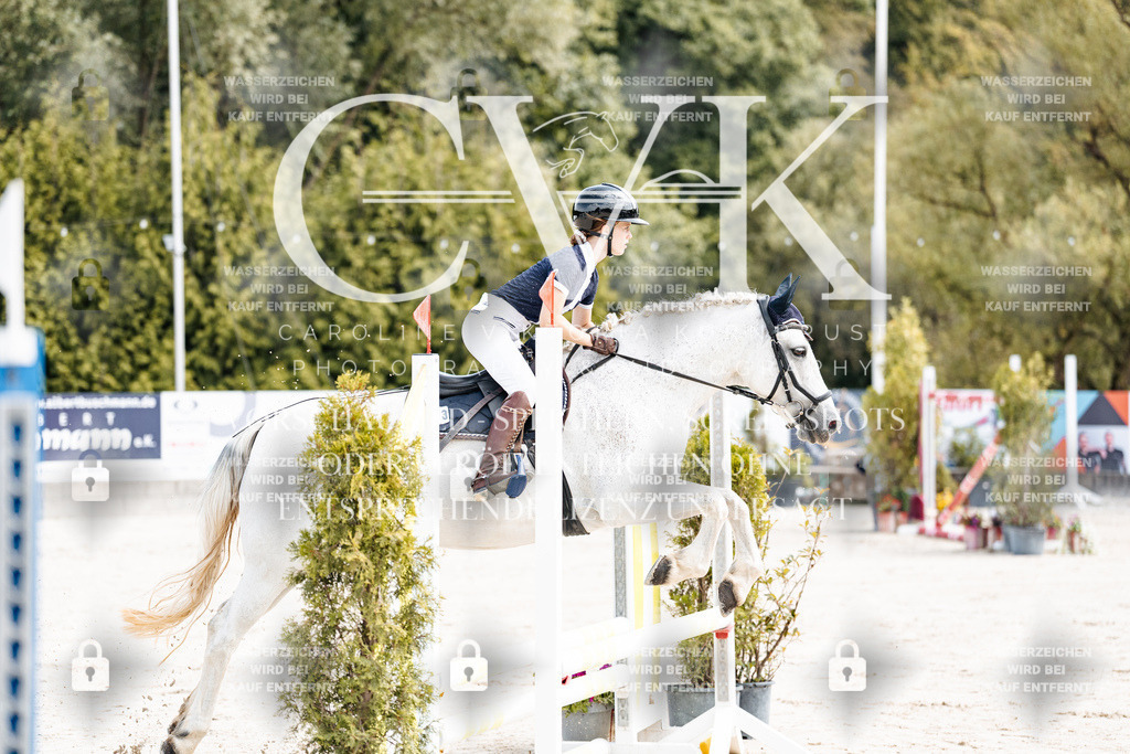 CK906196 | Turnierfotografie Pferdefotografie Trier Rheinland-Pfalz Pferdesport Reitsport Tierfotografie Sportfotografie Pferdevideo Pferdevideografie Equestrianvideography equestrianphotography  - Realisiert mit Pictrs.com