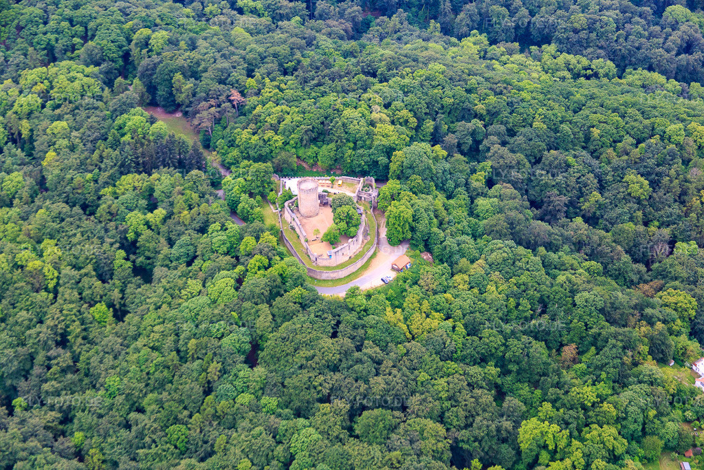Luftbild: Schloss Alsbach im Ortsteil Alsbach in Alsbach-Hähnlein im Bundesland Hessen in Deutschland. – Foto: IMG_088948.jpg vom 20.05.2016 durch Werner Riehm/FLY-FOTO.de – Auflösung des Originals: 5472 x 3648 px – WWW.SCHLOSS-ALSBACH.ORG