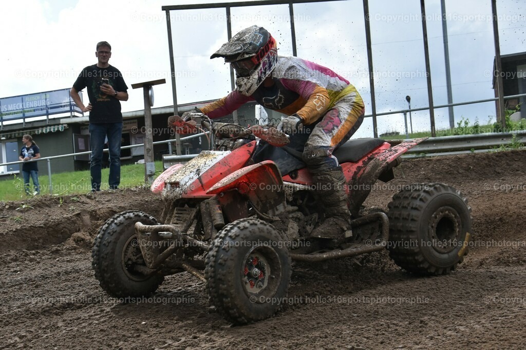 DSC_0496 (2) | Sportfotografie , Motorsport, Motoross, Reitsport, Mointainbike, Enduro,
Landschaft , Outdoor, Eventfotografie, Landschaft, Bilder online bestellen - Realisiert mit Pictrs.com