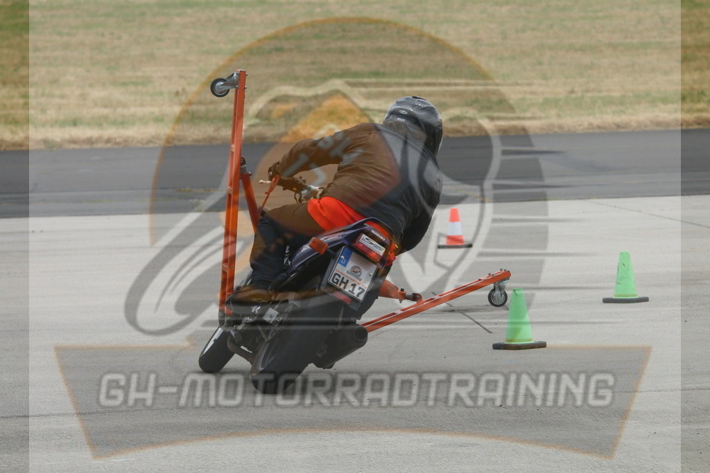 IMG_3243 | gh-motorradtraining-foto.de - Realisiert mit Pictrs.com