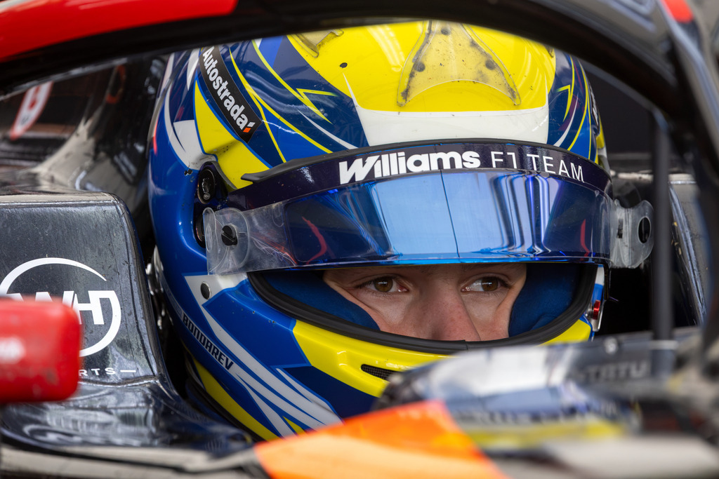 FIA Formular Regional 2026 am Hockenheimring | FIA Formular Regional 2026 am Hockenheimring***Oleksandr Bondarev (Ukraine), Van Amersfoort Racing - Realisiert mit Pictrs.com
