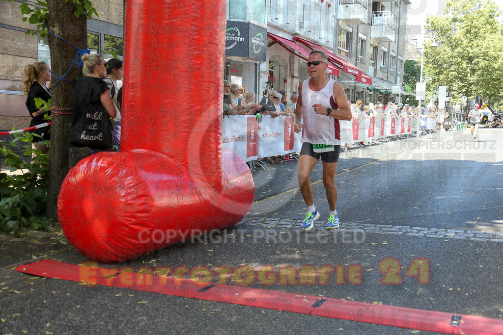 250621_1155_EX1_4330 | Sportfotografie im Rhein-Sieg Kreis, Köln, Bonn, NRW, Rheinland Pfalz, Hessen, etc. Unser Tätigkeitsfeld umfasst den Laufsport vom Volkslauf über den Marathon, Duathlon, Triathon bis zum Ultralauf wie Kölnpfad Ultra oder Schindertrail.
