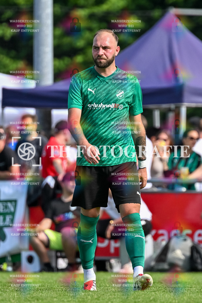 GER, FC Zell - FC Wittlingen, Fussball, Rothaus Bezirkpokal, Finale, Saison 2024/2025, 29.05.2025 | Sebastian RuppGER, FC Zell - FC Wittlingen, Fussball, Rothaus Bezirkpokal, Finale, Saison 2024/2025, 29.05.2025Foto: TH Fotografie/Thomas Hess