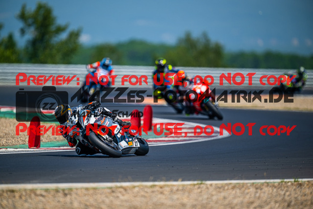 MaZZes_FotoMatrix_220626_9954 | IDM1000