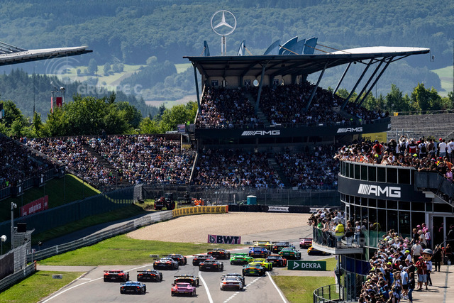 DTM525_081013331402072MC | DTM, 9. + 10. Rennen Nürburgring 2025 - Foto: Gruppe C Photography - Realisiert mit Pictrs.com
