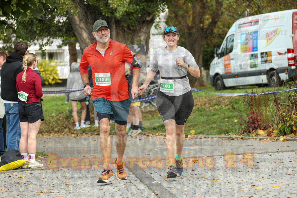 241020_1122_EX1_2162 | Sportfotografie im Rhein-Sieg Kreis, Köln, Bonn, NRW, Rheinland Pfalz, Hessen, etc. Unser Tätigkeitsfeld umfasst den Laufsport vom Volkslauf über den Marathon, Duathlon, Triathon bis zum Ultralauf wie Kölnpfad Ultra oder Schindertrail.