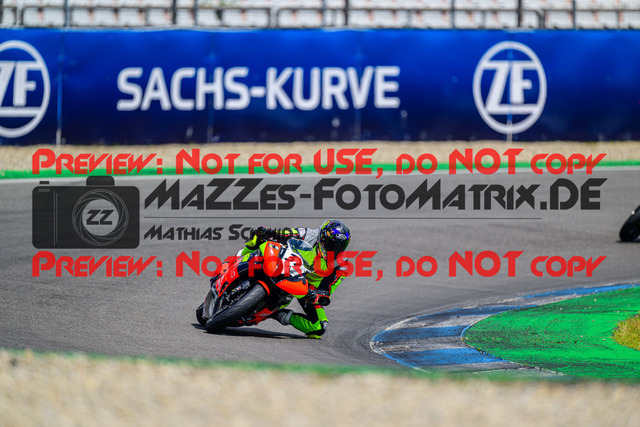 MaZZes_FotoMatrix_240615_6007705_1642 | ROT