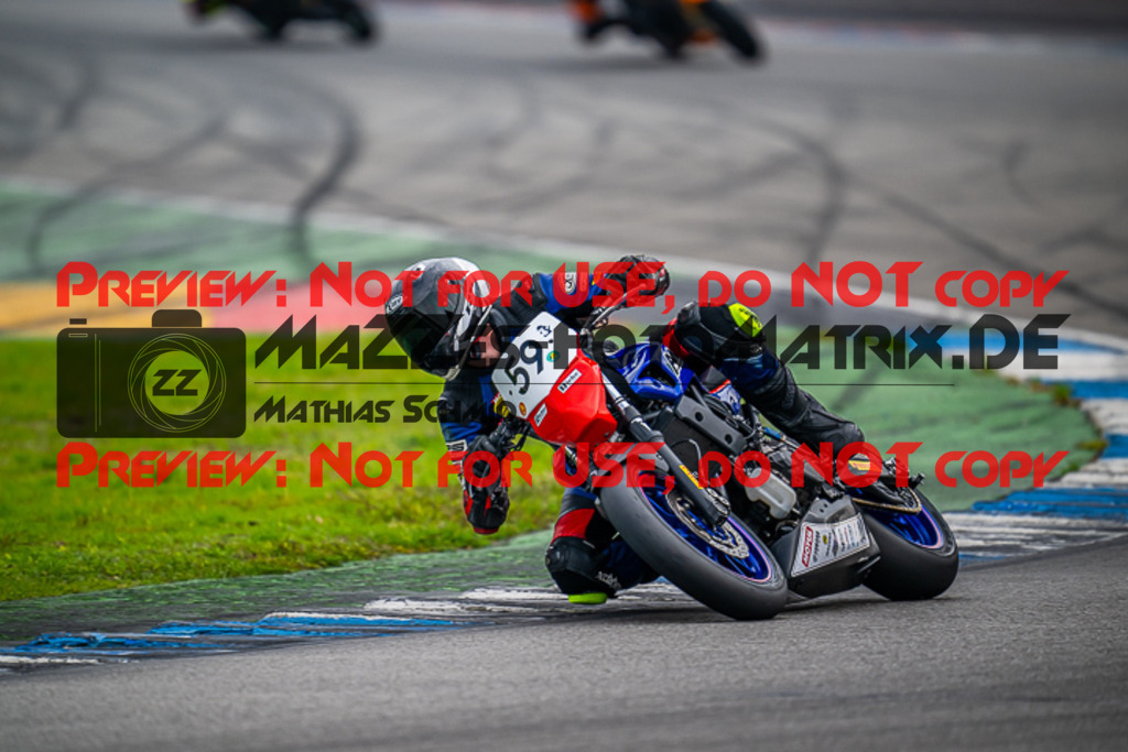 MaZZes_FotoMatrix_220924_7133 | TWIN CUP